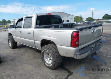 2004 Chevrolet Silverado 1500 Ls из США, поврежденный, VIN 2GCEC13T141317871